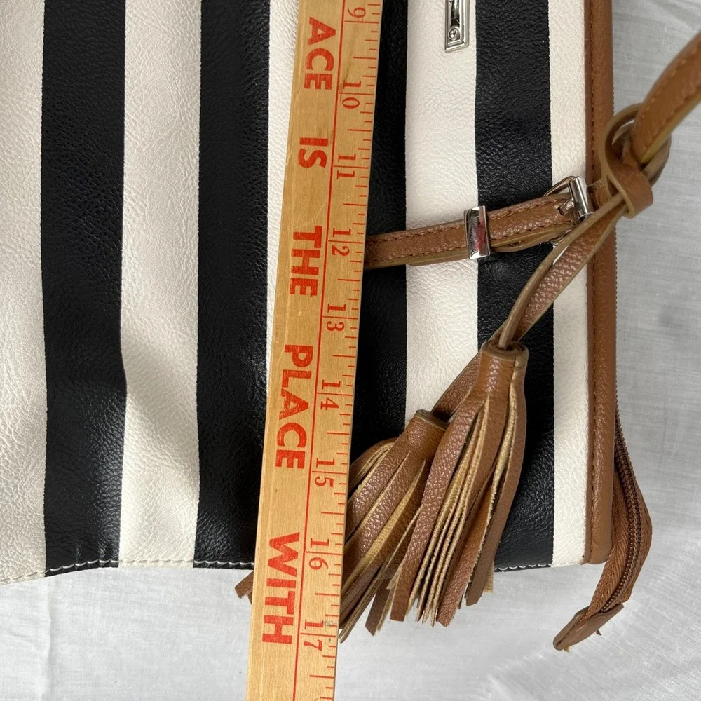 Nine West Tote Bag Black White Striped Faux‎ Leather Tassels Brown Trim